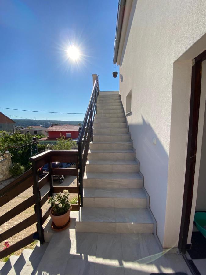 Stars Apartamento Gornji Karin Exterior foto