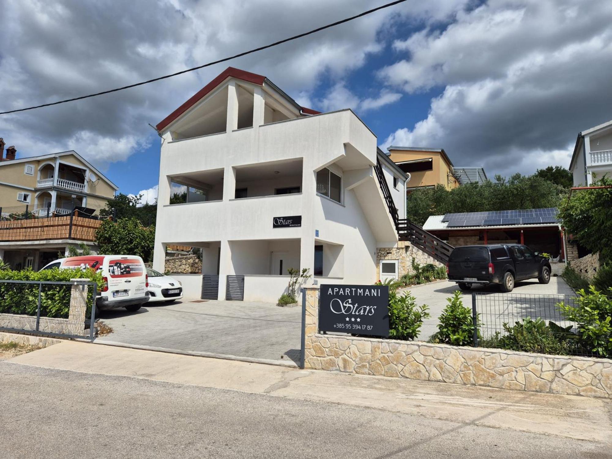 Stars Apartamento Gornji Karin Exterior foto